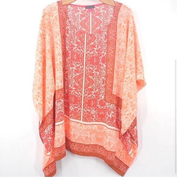 VINCE CAMUTO Sheer Damask Print Poncho
Tunic, Crepe Blouses, peach tones - Picture 2 of 4